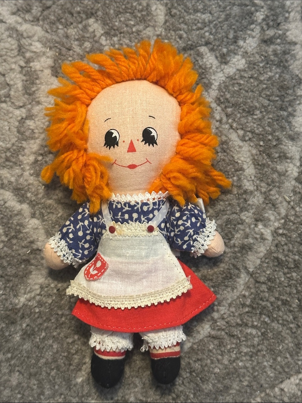 Vintage Hallmark Raggedy Ann cloth doll